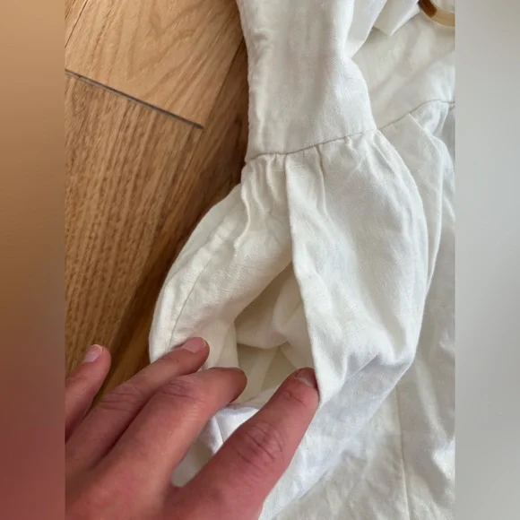 Old Navy O Ring Halter Romper Calla Lily White Linen Blend Smocked Beach Small - Picture 5 of 9